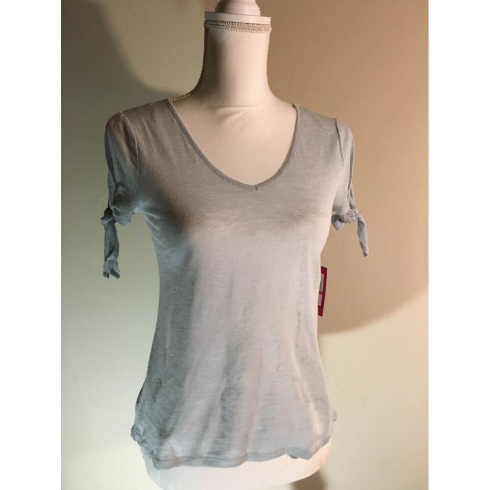 NWOT Vince Camuto Top Blue Size XXS Women’s
